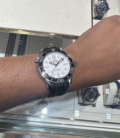 new omega seamaster box and papers